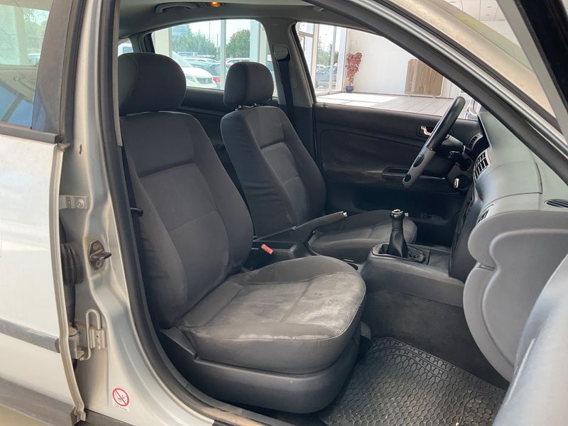 Volkswagen Passat 1.9 TDI Edition 2004 – снимка 3