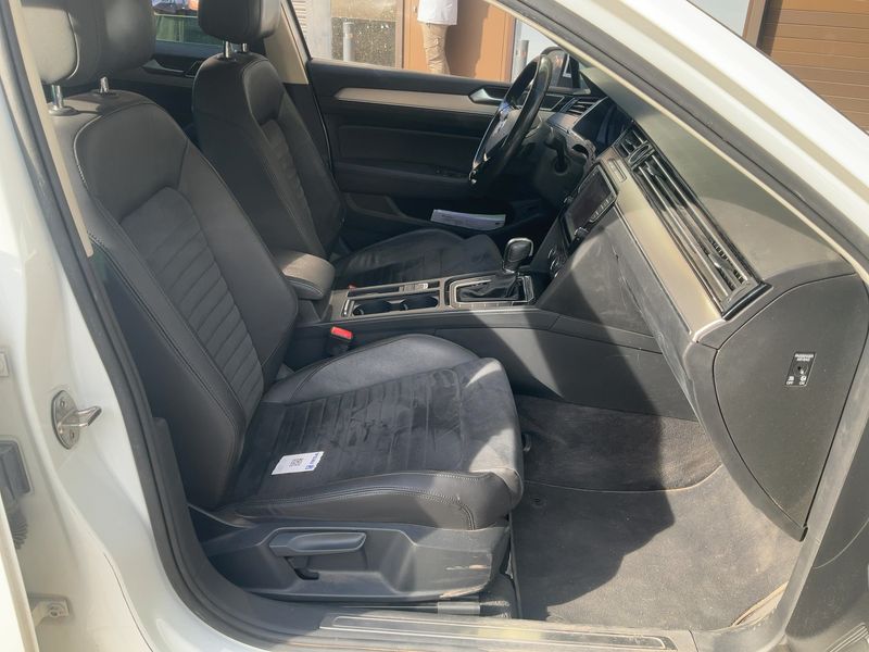 Volkswagen Passat 2.0 TDI Sport BlueMotion Tech 2017 – снимка 16
