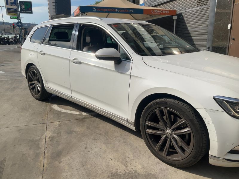 Volkswagen Passat 2.0 TDI Sport BlueMotion Tech 2017 – снимка 12