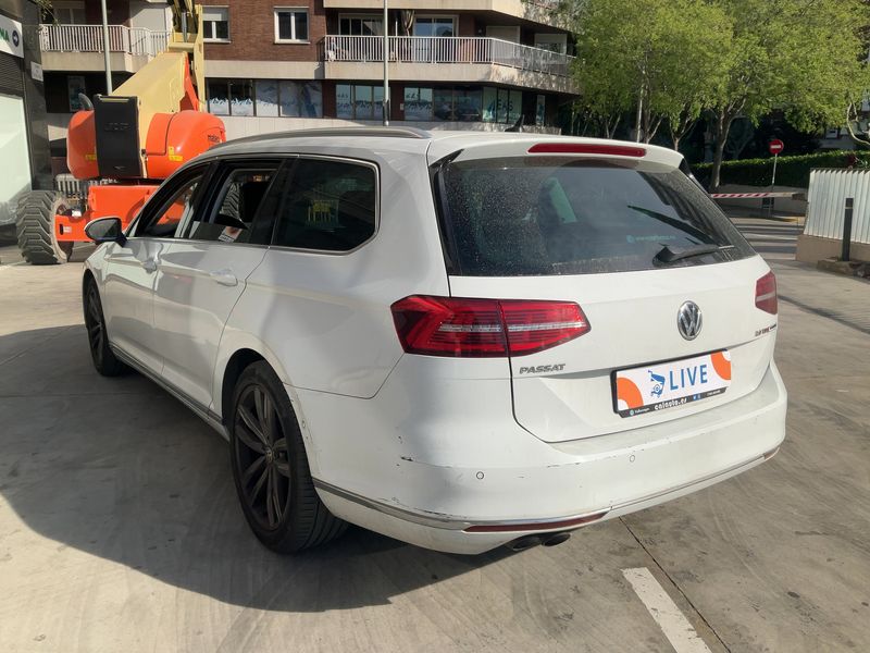 Volkswagen Passat 2.0 TDI Sport BlueMotion Tech 2017 – снимка 6