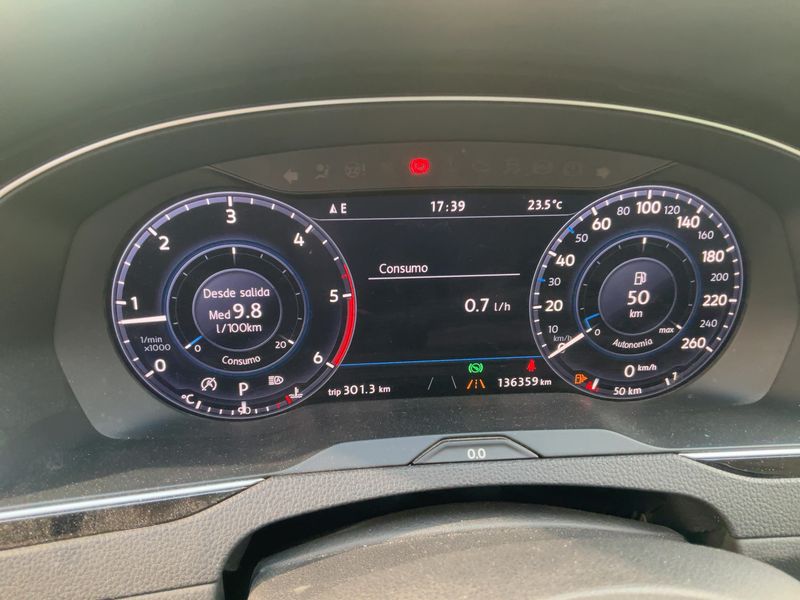 Volkswagen Passat 2.0 TDI Sport BlueMotion Tech 2017 – снимка 18