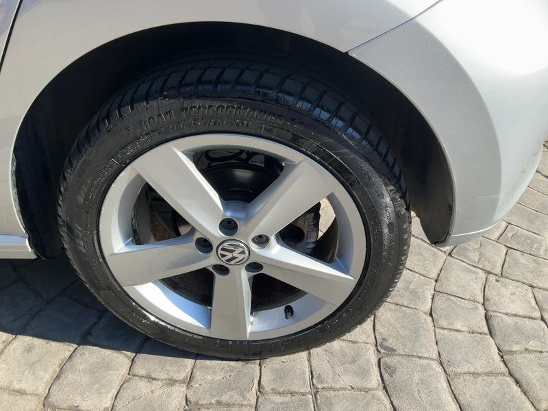 Volkswagen Polo 1.6 TDI Highline 2013 – снимка 5