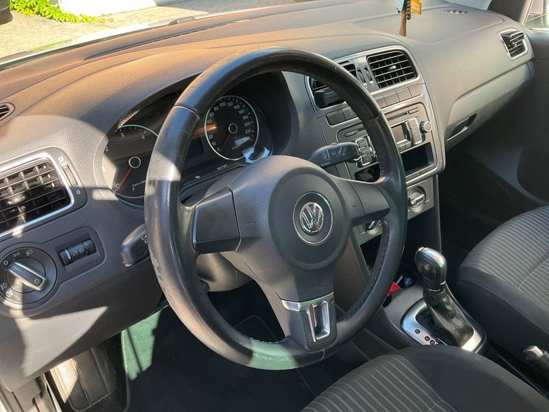 Volkswagen Polo 1.6 TDI Highline 2013 – снимка 26