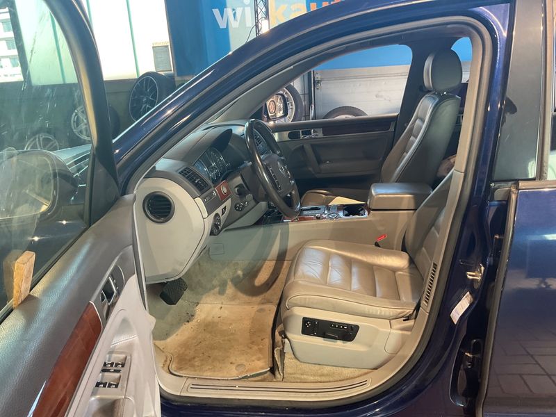 Volkswagen Touareg 3.2 V6 2003 – снимка 3