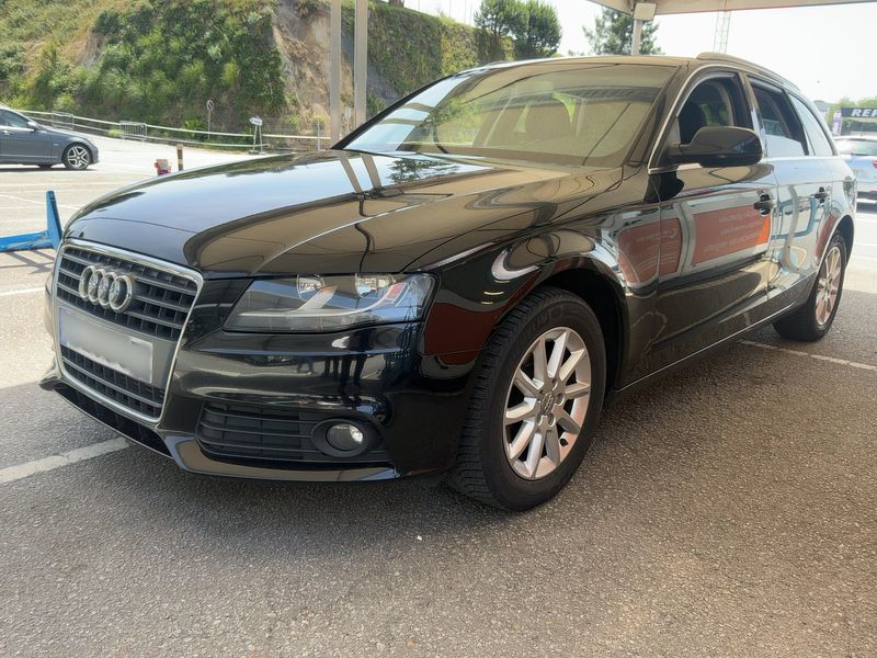 Audi A4 1.8 TFSI Attraction 2010 – снимка 1