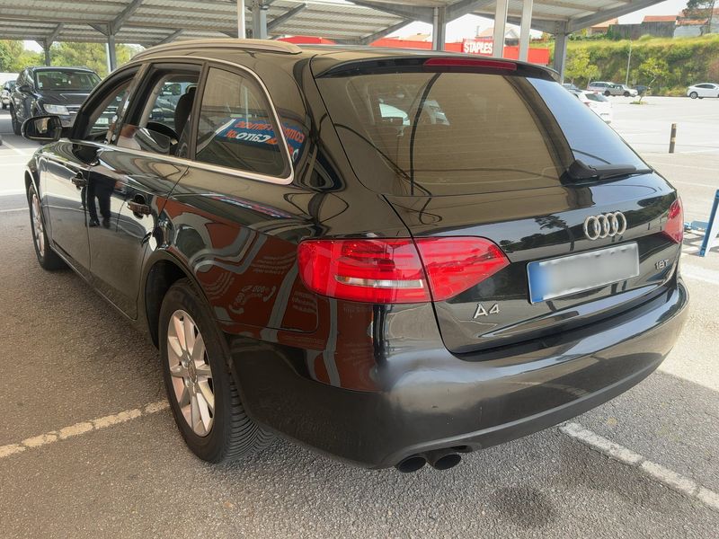 Audi A4 1.8 TFSI Attraction 2010 – снимка 6