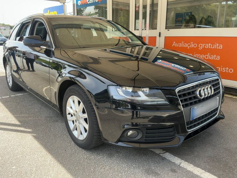 Audi A4 1.8 TFSI Attraction 2010 – снимка 12
