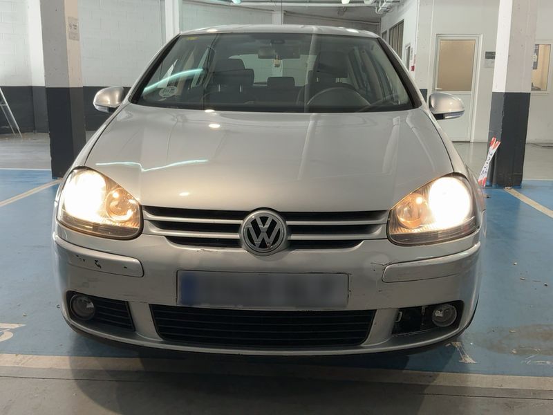 Volkswagen Golf V 1.9 TDI Highline 2009 – снимка 9
