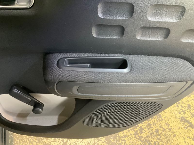 Citroen C3 1.2 PureTech Shine 2020 – снимка 26