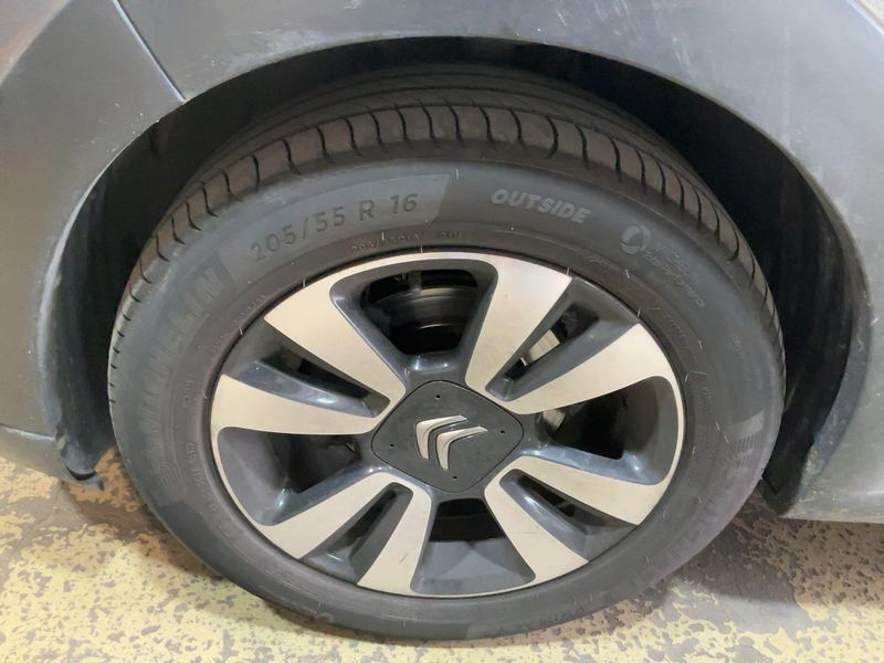 Citroen C3 1.2 PureTech Shine 2020 – снимка 3