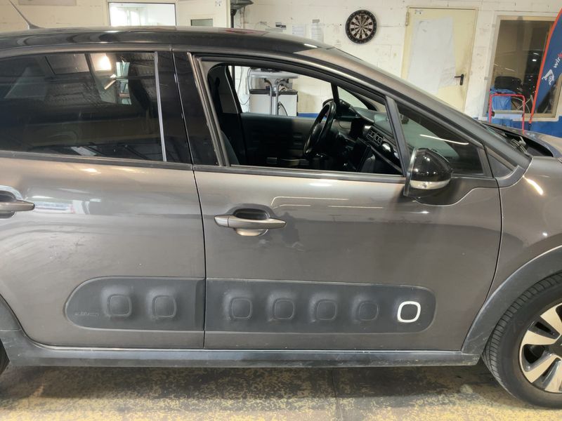 Citroen C3 1.2 PureTech Shine 2020 – снимка 10