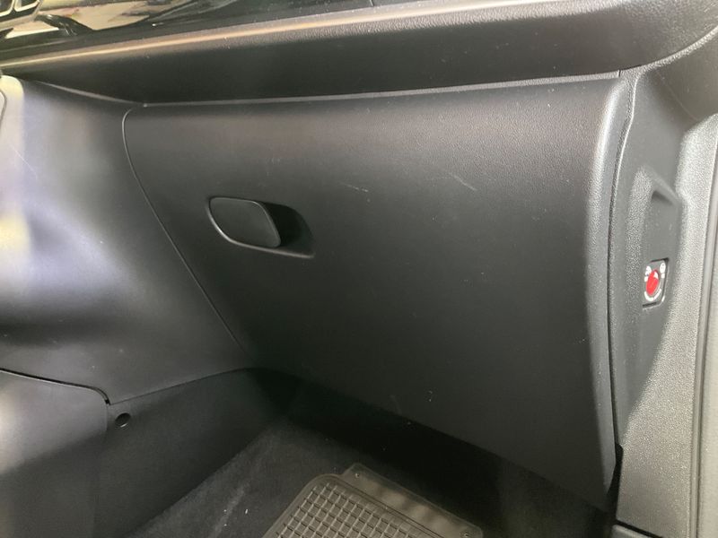 Citroen C3 1.2 PureTech Shine 2020 – снимка 28