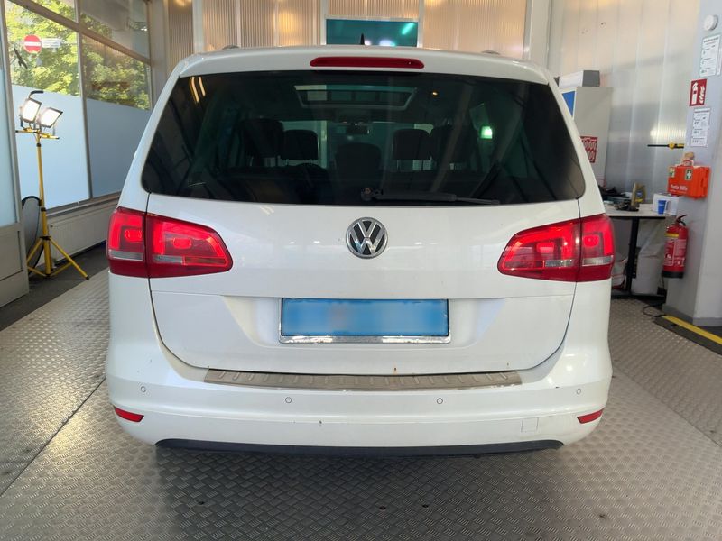 Volkswagen Sharan 2.0 TDI Highline BlueMotion Tech 2014 – снимка 7