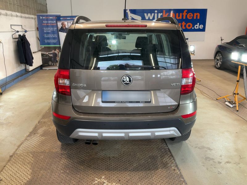 Skoda Yeti 2.0 TDI Elegance Outdoor 4x4 2014 – снимка 7