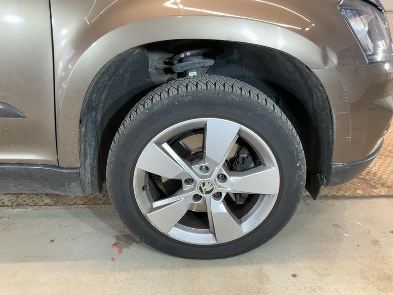 Skoda Yeti 2.0 TDI Elegance Outdoor 4x4 2014 – снимка 11