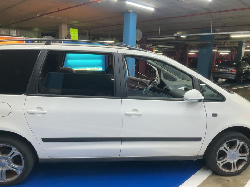 Seat Alhambra 2.0 TDI Sport Plus 2009 – снимка 10