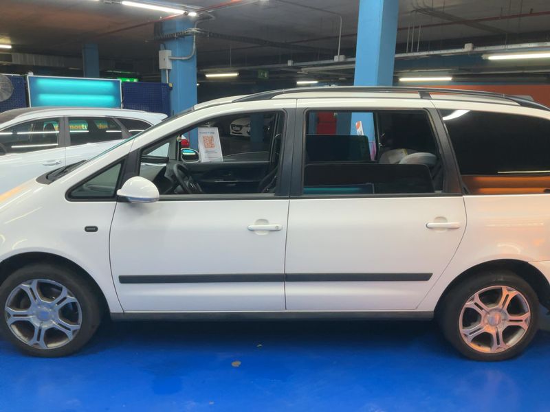 Seat Alhambra 2.0 TDI Sport Plus 2009 – снимка 4