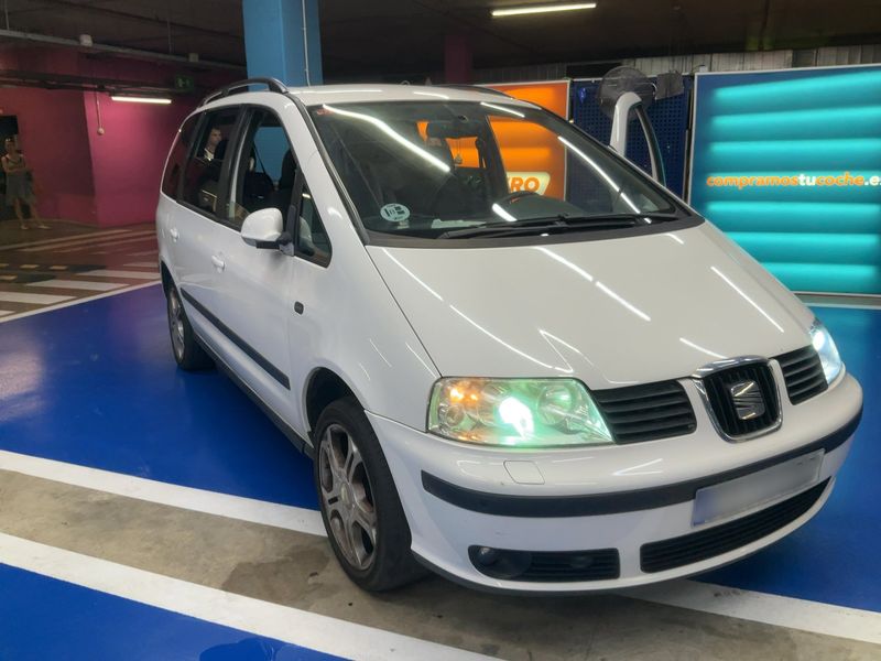 Seat Alhambra 2.0 TDI Sport Plus 2009 – снимка 12