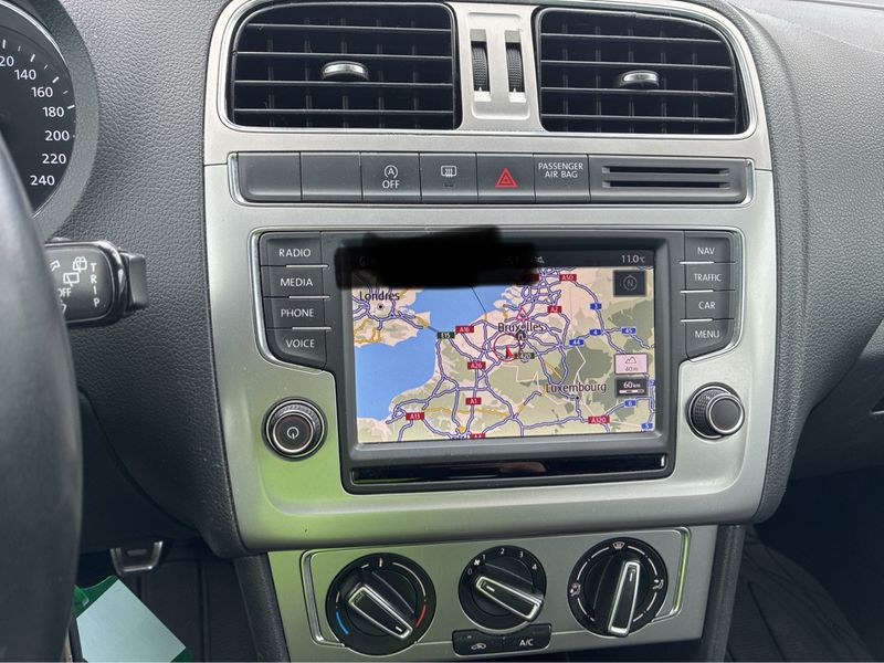 Volkswagen Polo 1.4 TDI Trendline BlueMotion Tech 2015 – снимка 13