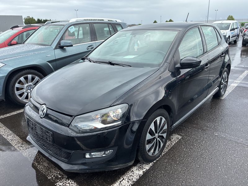 Volkswagen Polo 1.4 TDI Trendline BlueMotion Tech 2015 – снимка 1