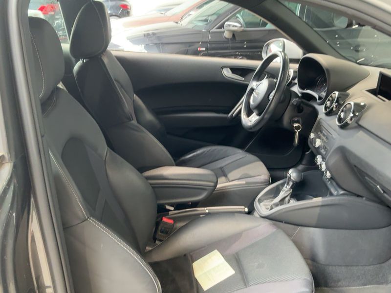 Audi A1 1.4 TFSI S line Sportpaket 2013 – снимка 17