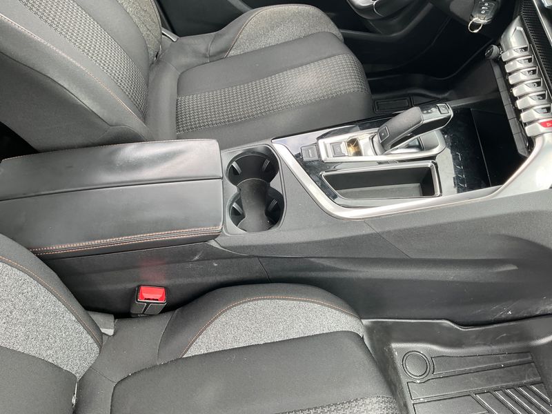 Peugeot 3008 1.5 Blue-HDi Active Business 2018 – снимка 29