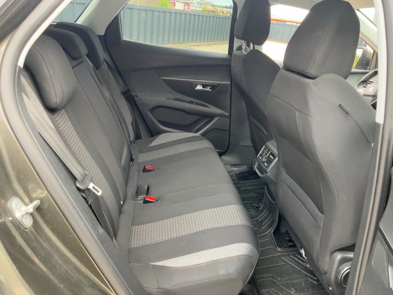 Peugeot 3008 1.5 Blue-HDi Active Business 2018 – снимка 19