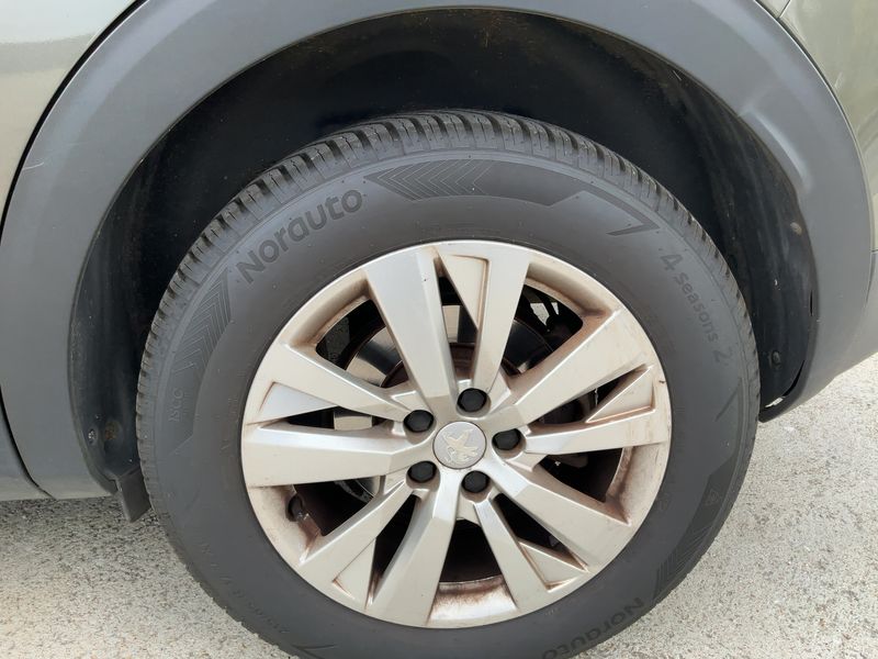 Peugeot 3008 1.5 Blue-HDi Active Business 2018 – снимка 5