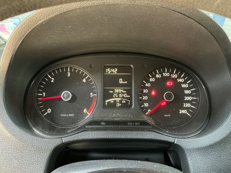 Volkswagen Polo 1.6 TDI Trendline 2009 – снимка 4