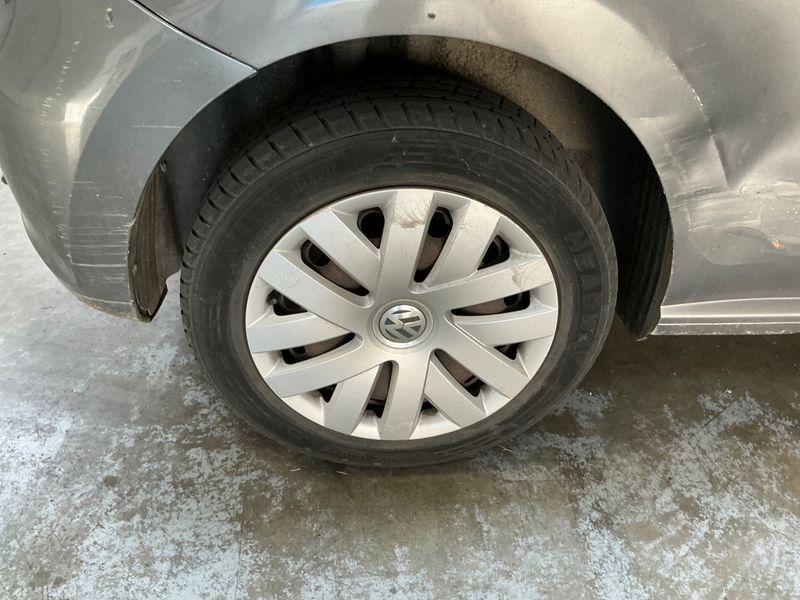 Volkswagen Polo 1.6 TDI Trendline 2009 – снимка на щета