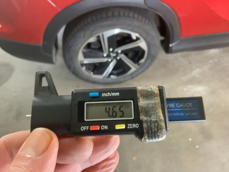Mitsubishi Eclipse Cross 2.4 Plug-in Hybrid Top 4WD 2021 – снимка 9