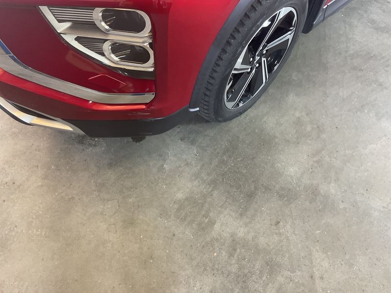 Mitsubishi Eclipse Cross 2.4 Plug-in Hybrid Top 4WD 2021 – снимка 29
