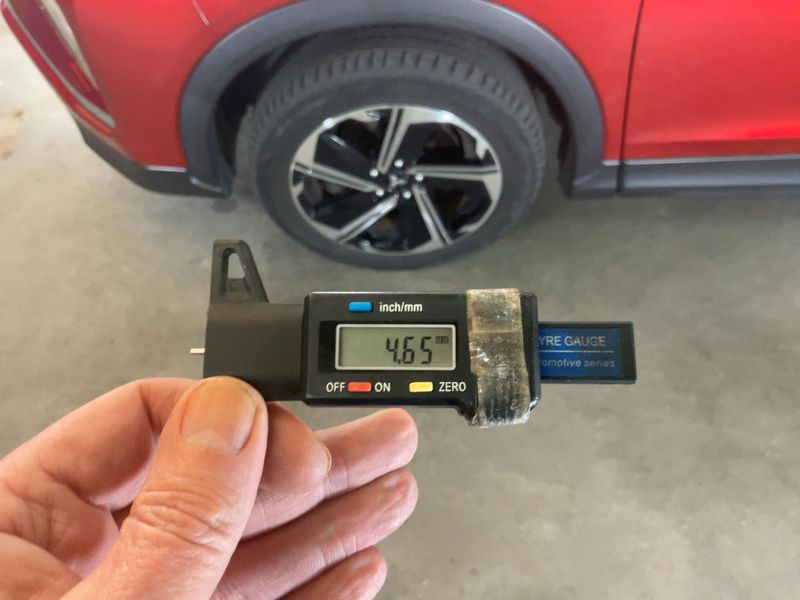 Mitsubishi Eclipse Cross 2.4 Plug-in Hybrid Top 4WD 2021 – снимка 3