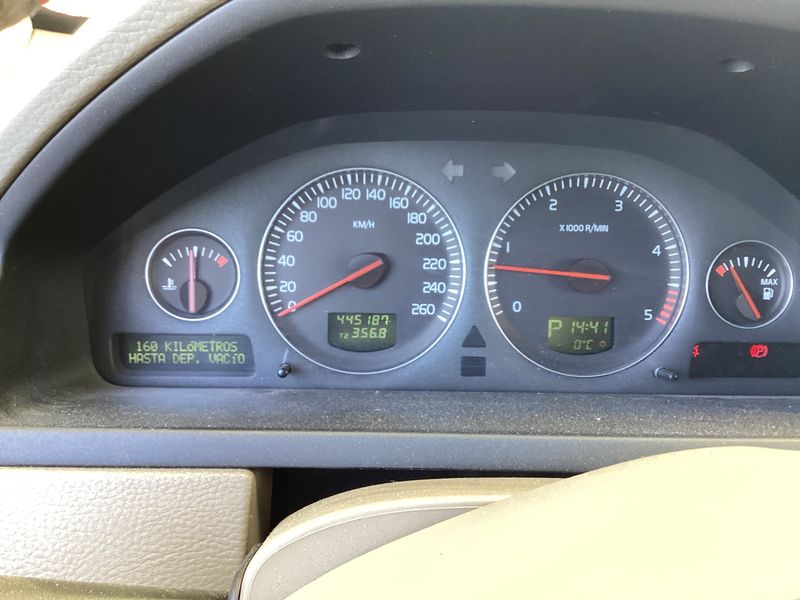 Volvo XC90 2.4 D5 Momentum 2005 – снимка 4
