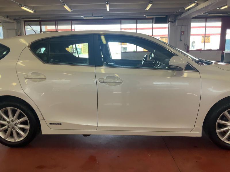 Lexus CT-Serie CT 200h 2013 – снимка 10