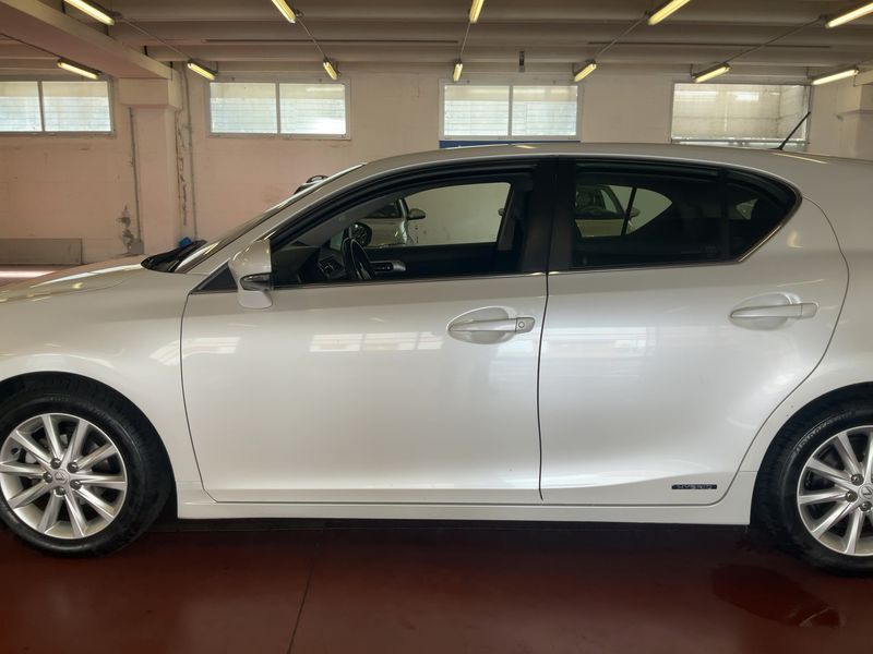 Lexus CT-Serie CT 200h 2013 – снимка 4