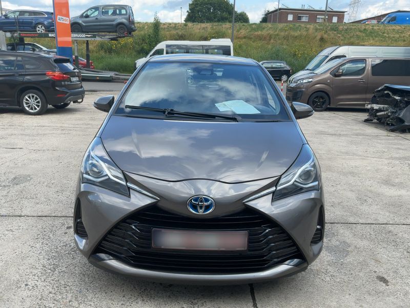Toyota Yaris 1.5 Hybrid Active 2019 – снимка 14