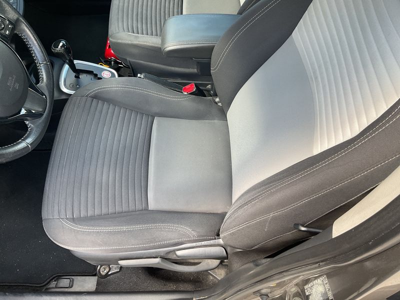 Toyota Yaris 1.5 Hybrid Active 2019 – снимка 25