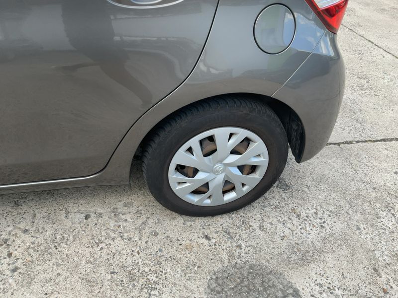 Toyota Yaris 1.5 Hybrid Active 2019 – снимка 5