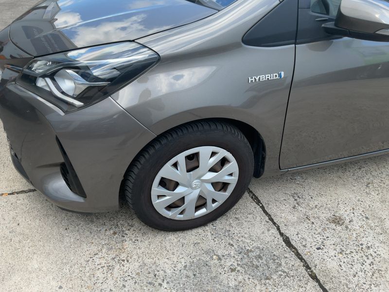 Toyota Yaris 1.5 Hybrid Active 2019 – снимка 3