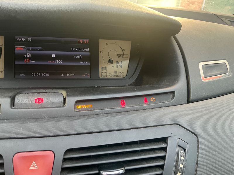 Citroen C4 Grand Picasso 1.6 HDi Millenium 2012 – снимка 4