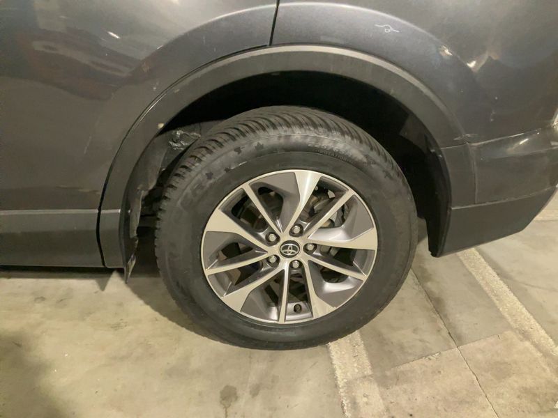 Toyota RAV 4 2.5 Hybrid Active 2017 – снимка 5