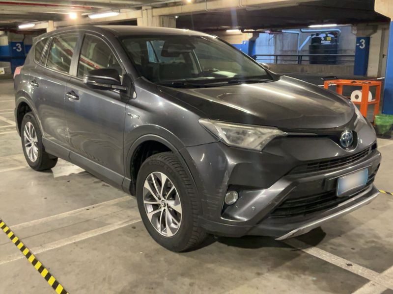 Toyota RAV 4 2.5 Hybrid Active 2017 – снимка 12