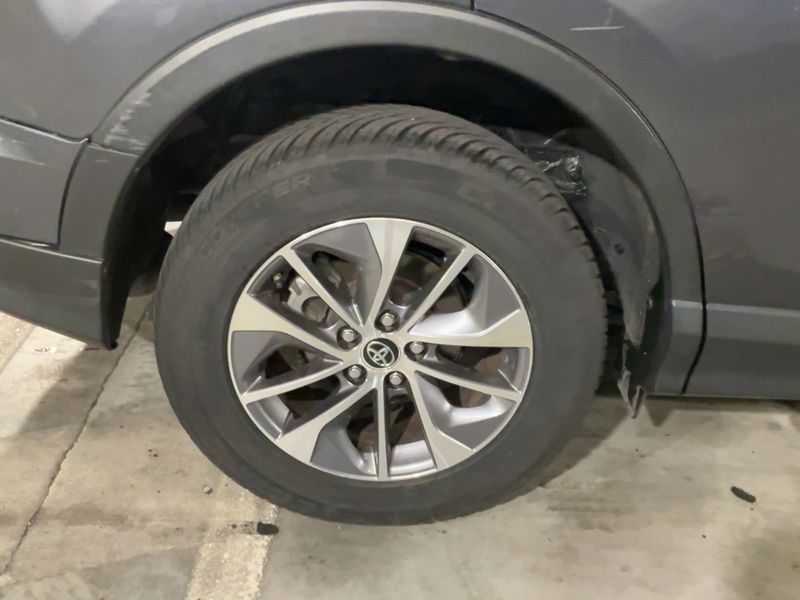 Toyota RAV 4 2.5 Hybrid Active 2017 – снимка 9