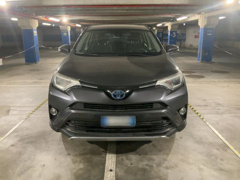 Toyota RAV 4 2.5 Hybrid Active 2017 – снимка 14