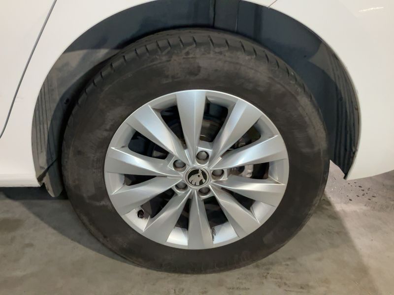 Skoda Kamiq 1.0 TSI Ambition 2021 – снимка 5