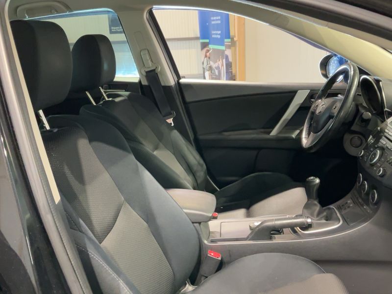 Mazda 3 2.0 Sports-Line 2012 – снимка 16
