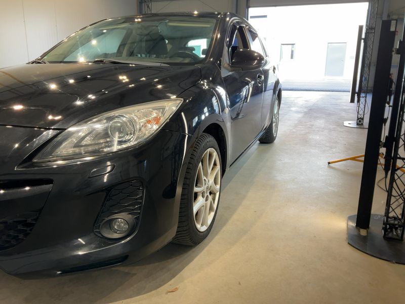 Mazda 3 2.0 Sports-Line 2012 – снимка 2