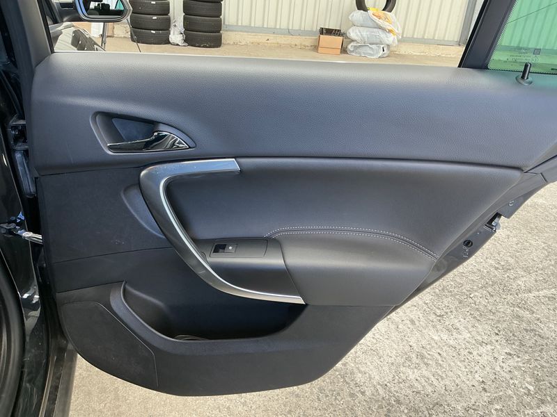 Opel Insignia Sports Tourer 2.0 CDTI Innovation 2016 – снимка 33