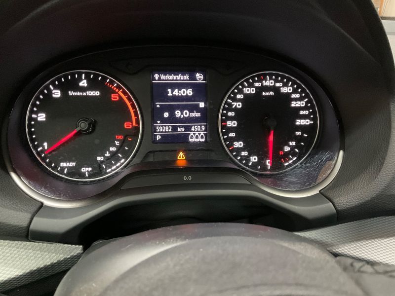 Audi Q2 35 TDI S line 2022 – снимка 19